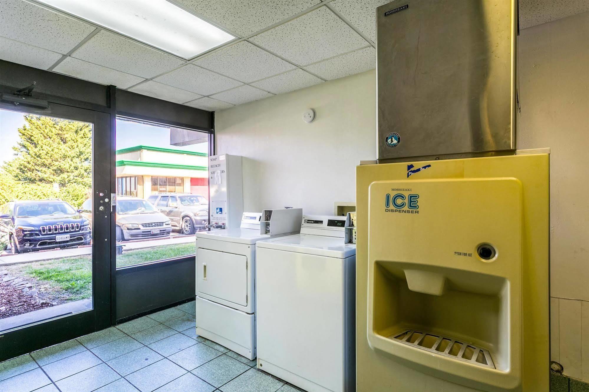 Americas Best Value Inn Edgewood, Md Экстерьер фото